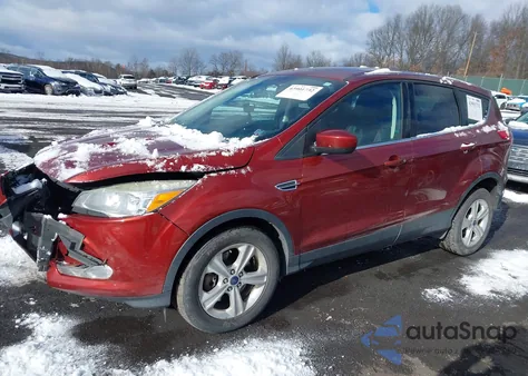 2015 Ford Escape Se z USA, uszkodzony, nr VIN 1FMCU9G94FUB64679